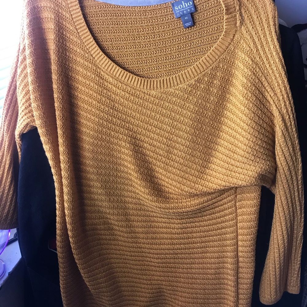 Yellow sweater